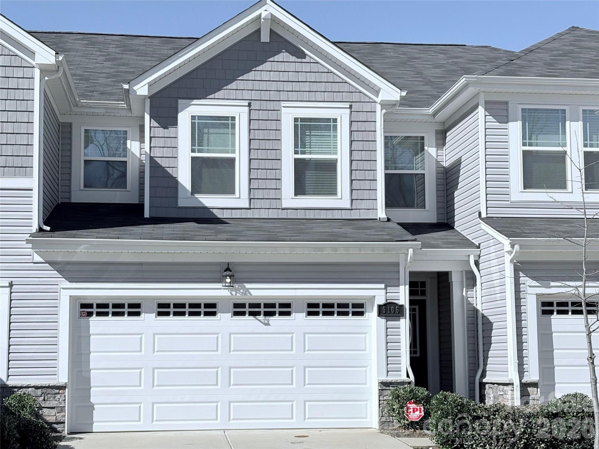 Northfield Crossing, Charlotte community