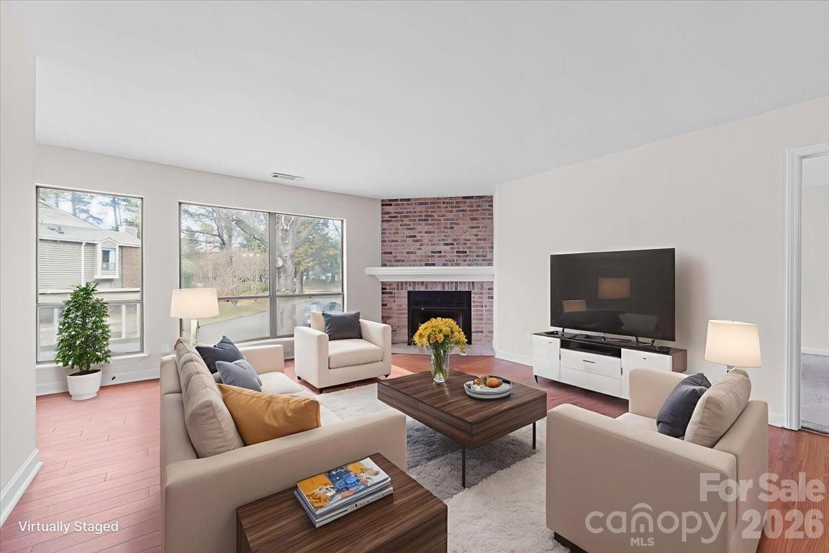 Sharon Place, Charlotte community