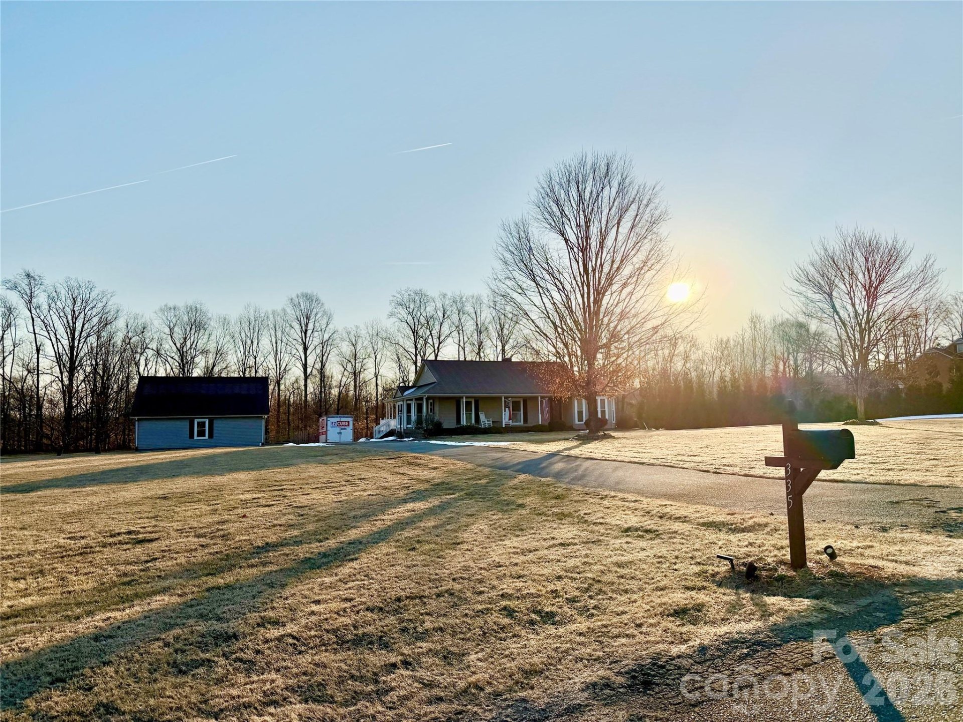 335 Steeple Chase Trail