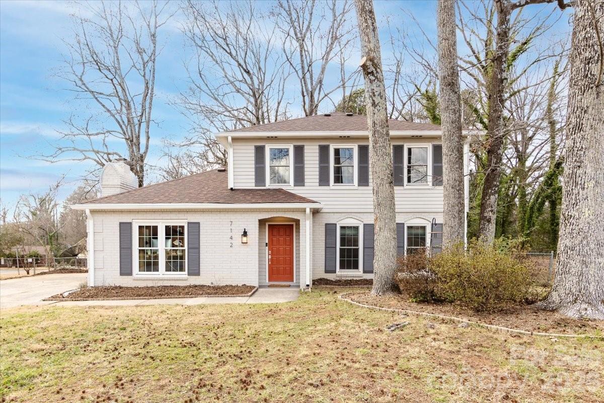 Eastbrook Woods, Charlotte community