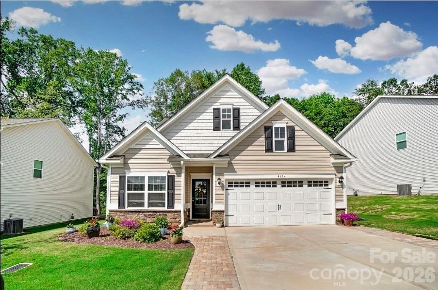 Maycroft, Gastonia community