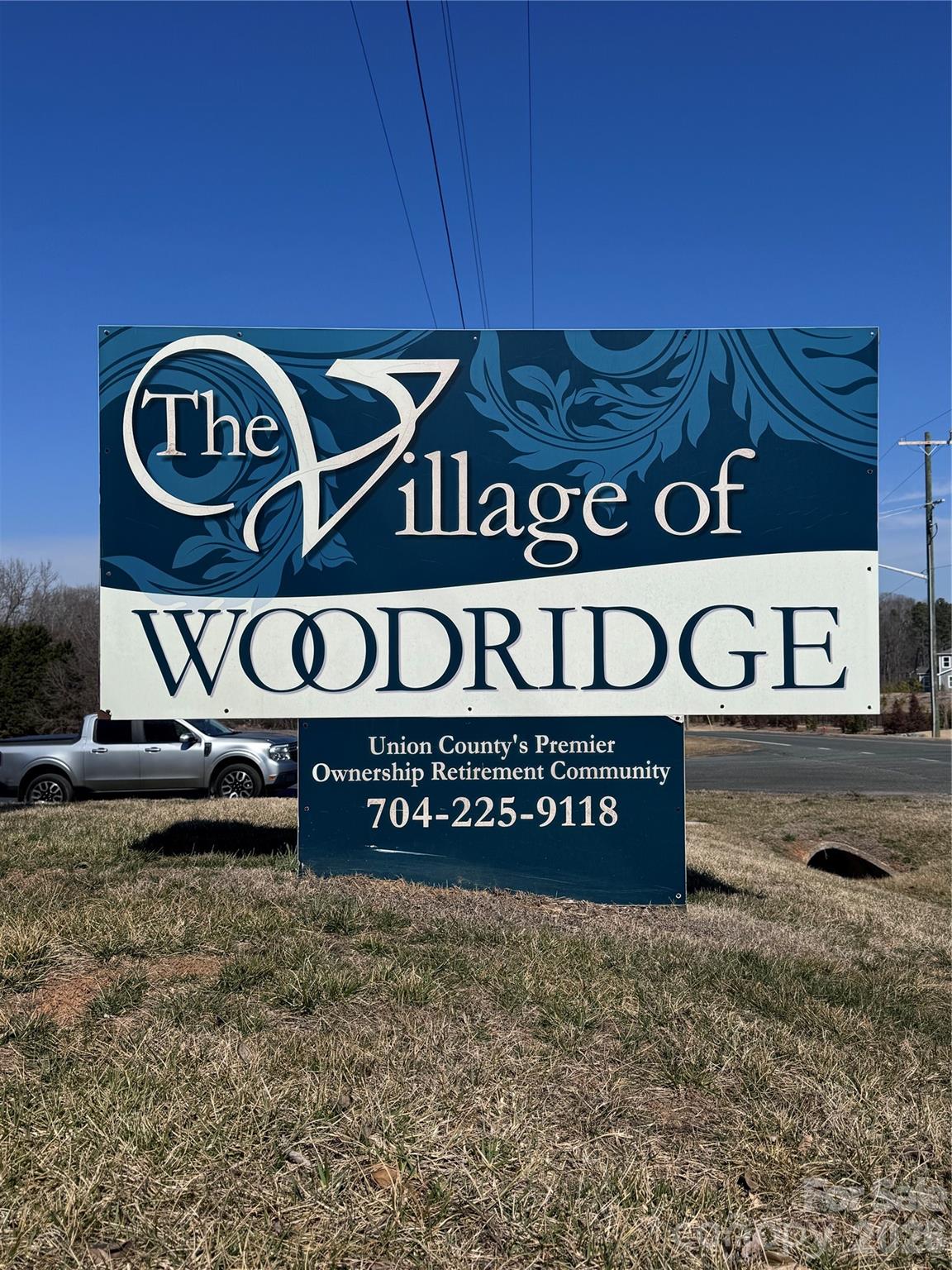 Village of Woodridge, Monroe community