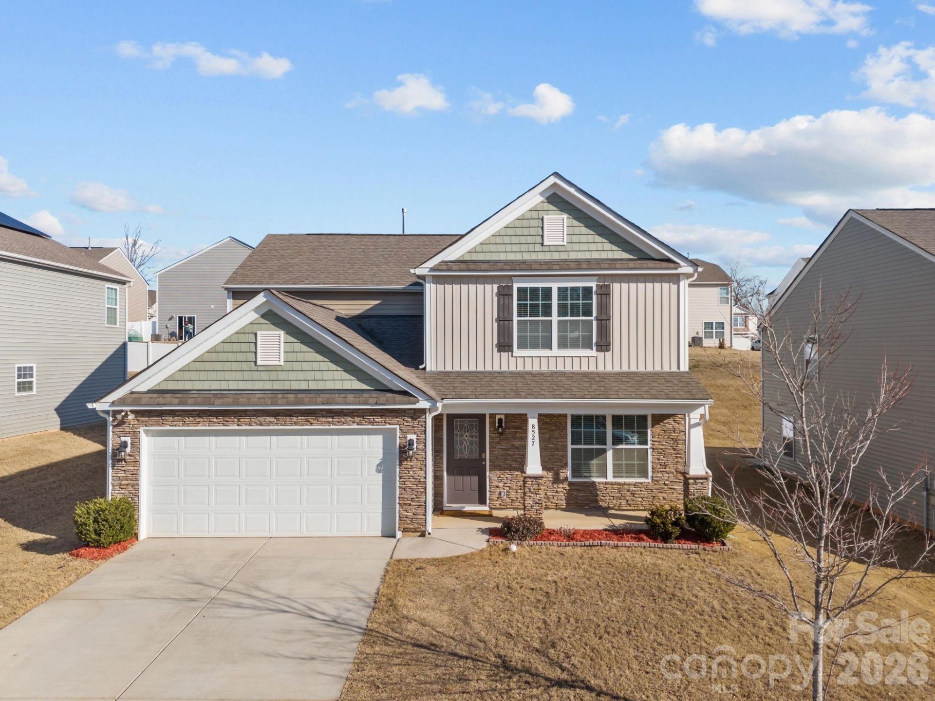 Lanier Village, Charlotte community