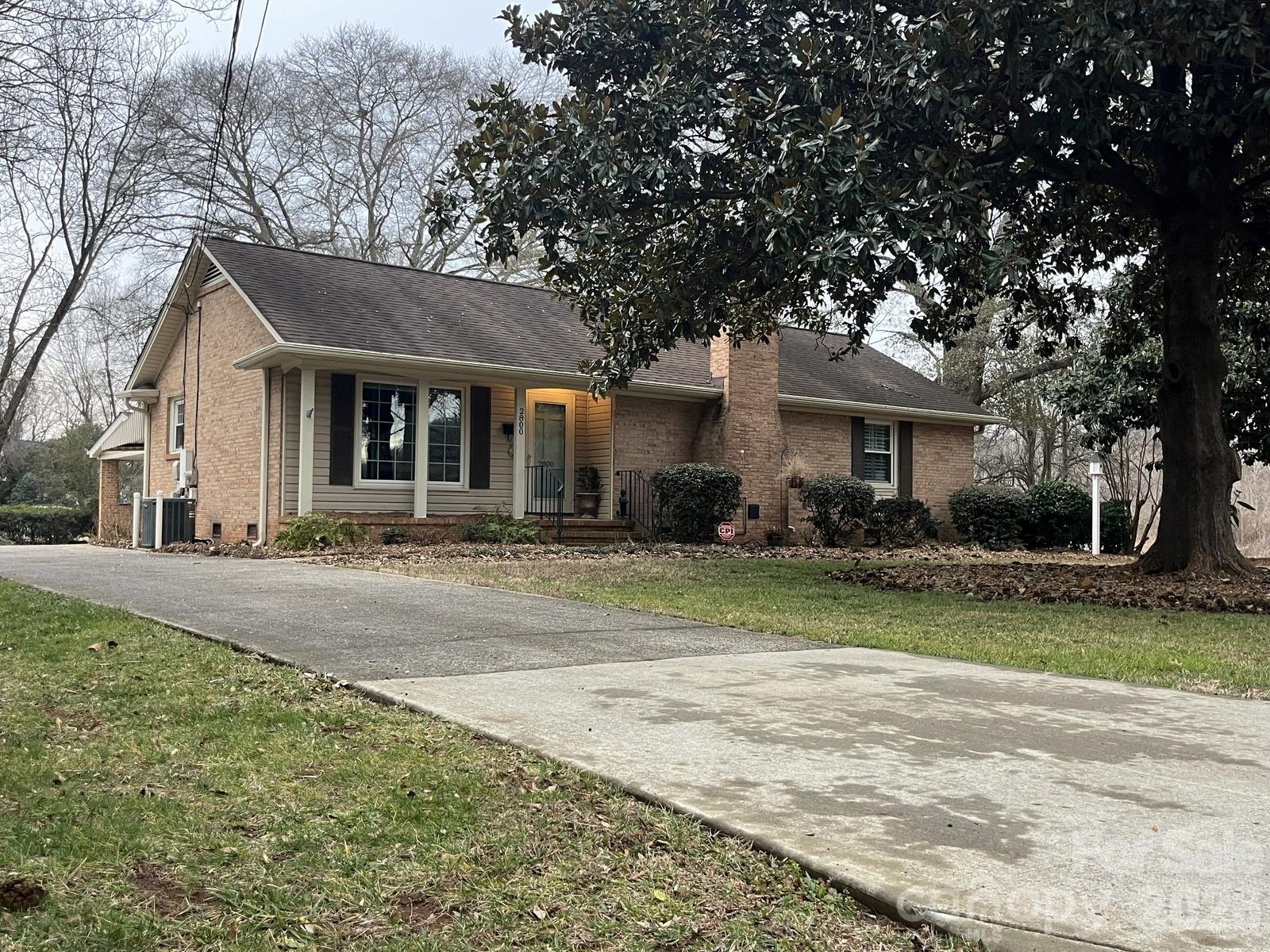 2800 Spring Valley Road