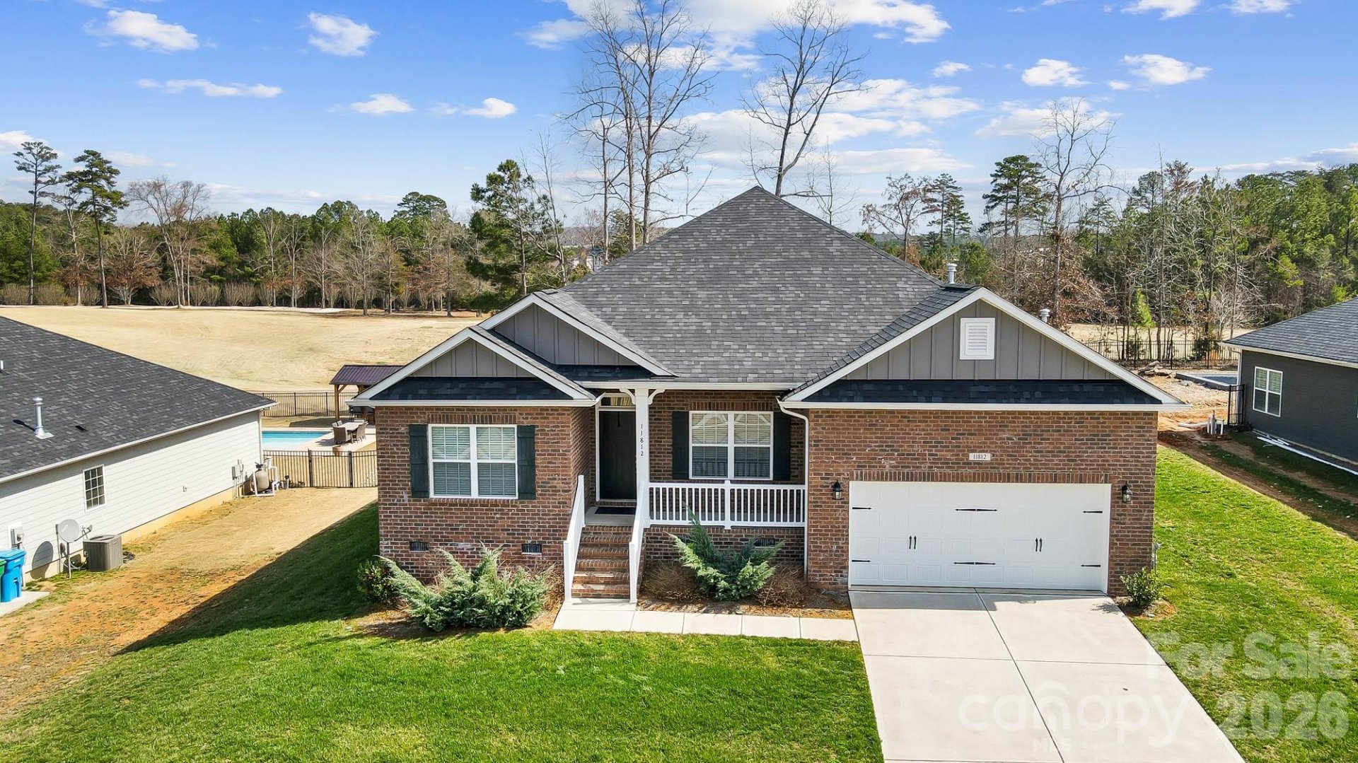 11812 Glenwood Drive