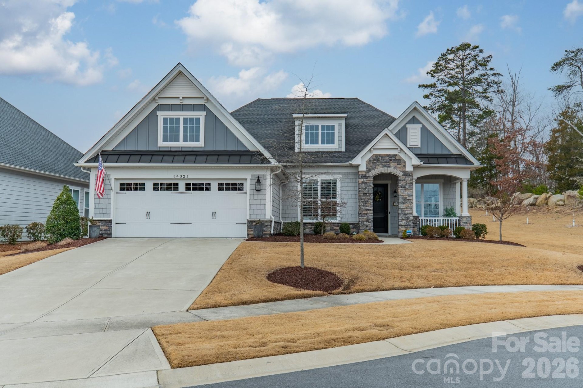 Regency at Palisades, Charlotte community