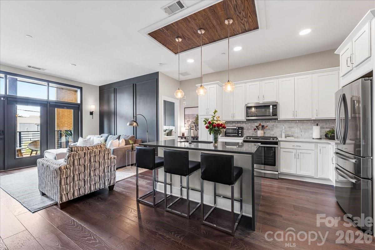 Dilworth South, Charlotte community