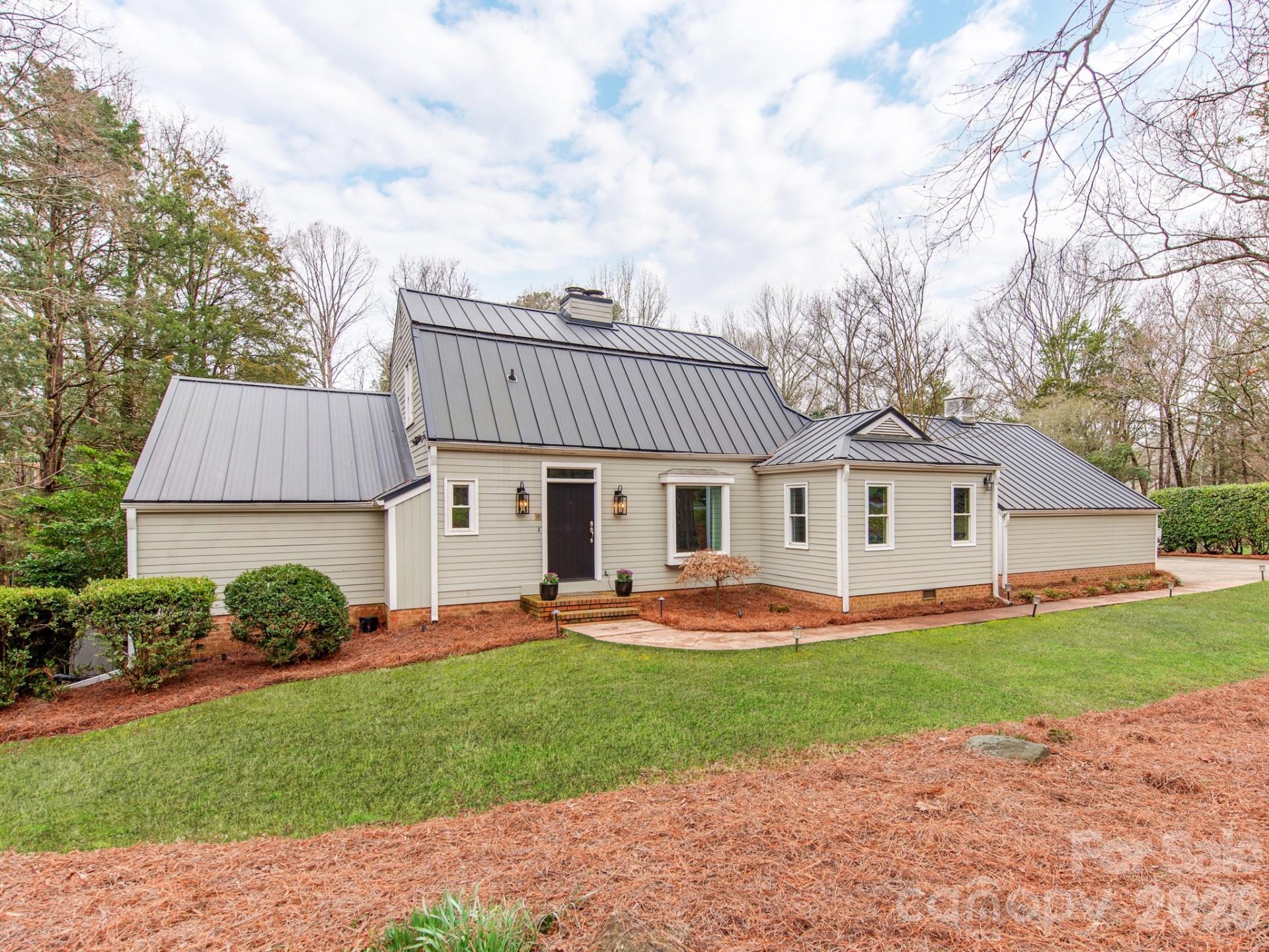 5361 Five Knolls Drive