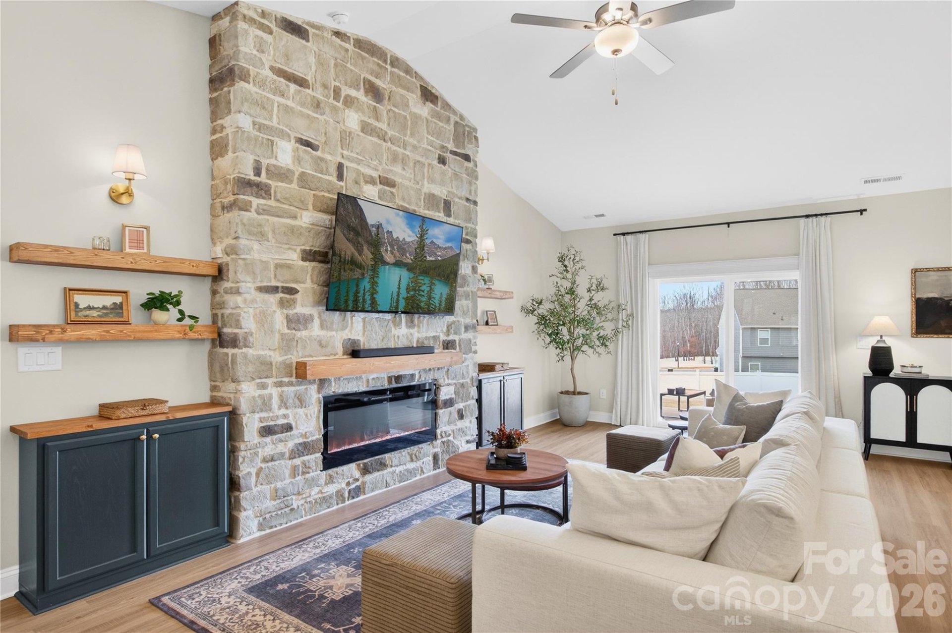 Colonial Crossing, Troutman community