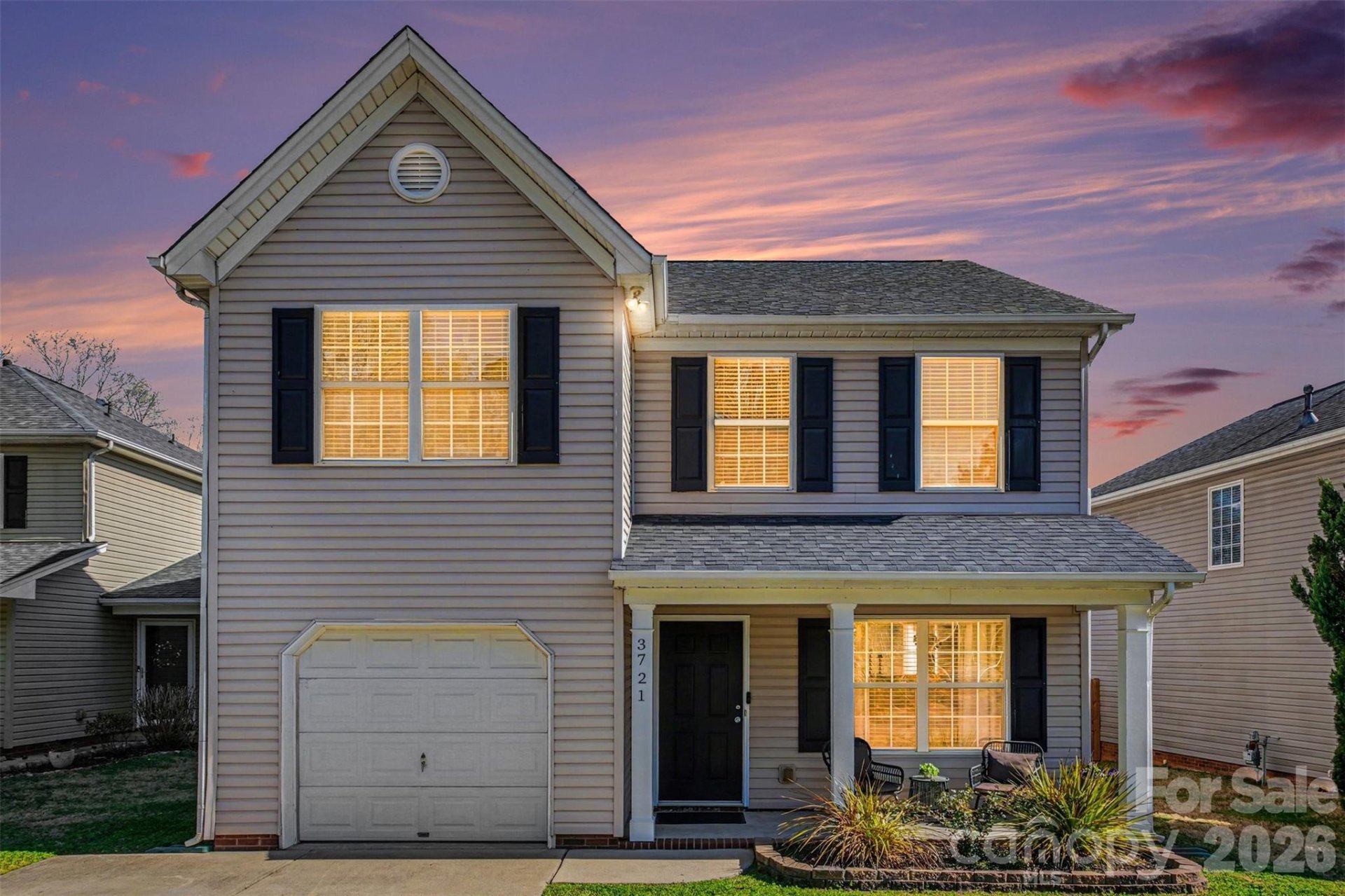 Windsor Forest, Charlotte community