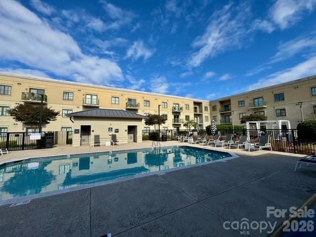 The Lofts At Morrison, Charlotte community