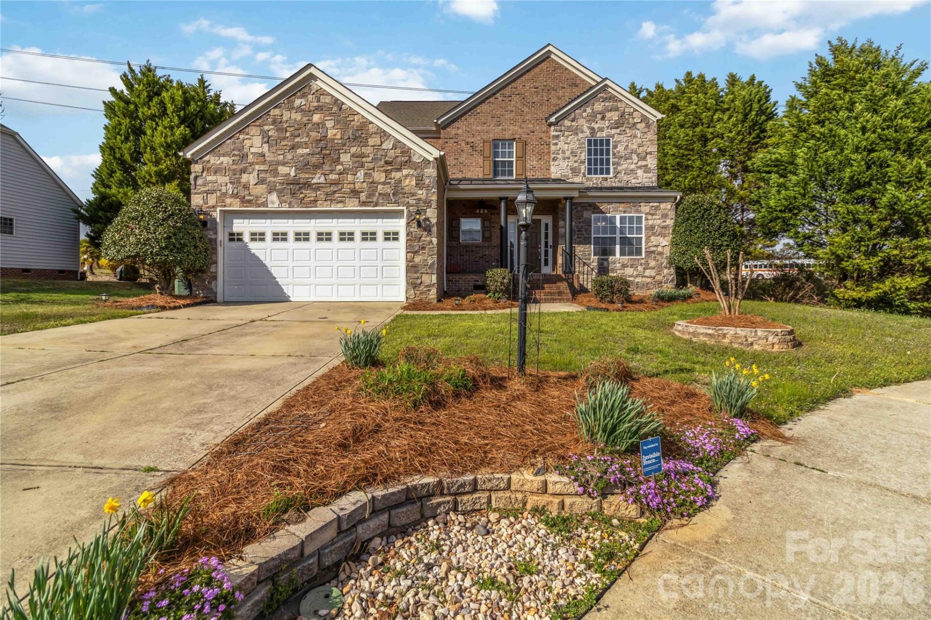 Norwood Ridge, Rock Hill community