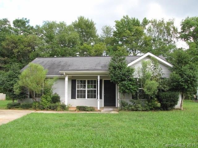 Property image 1 at 338 Touch Me Not Lane, Charlotte, NC 28216