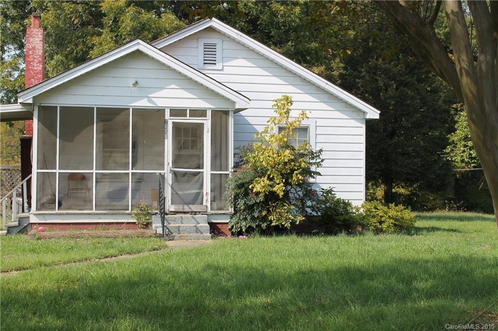 Property image 1 at 1506 Westover Street, Lowell, NC 28098