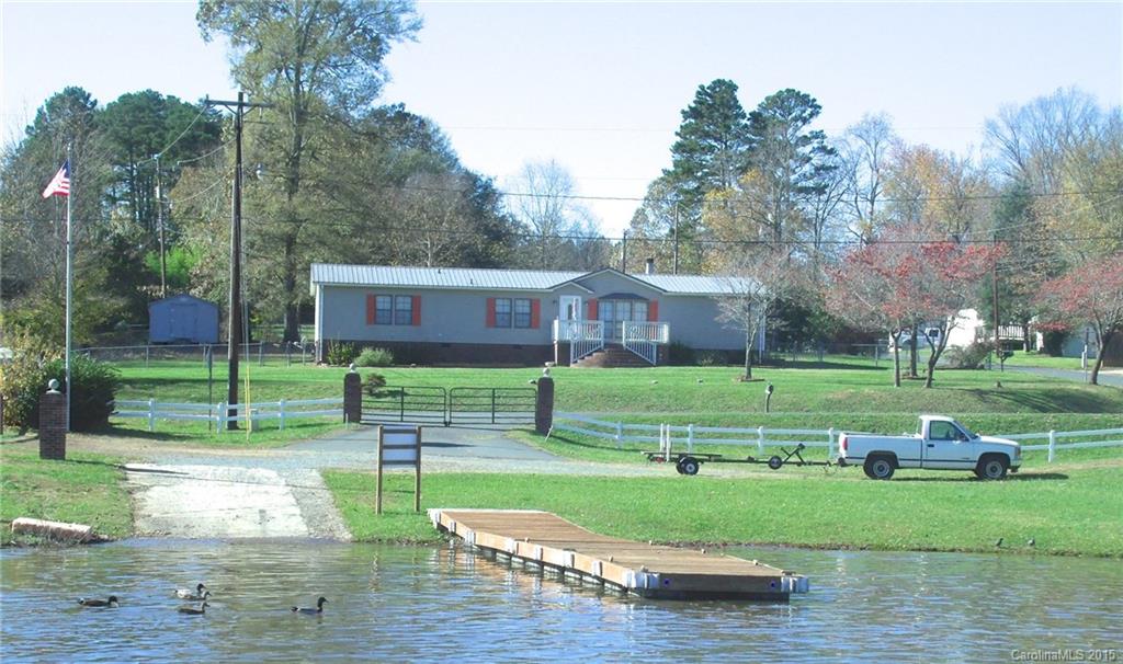 180 N Fishermans Lane