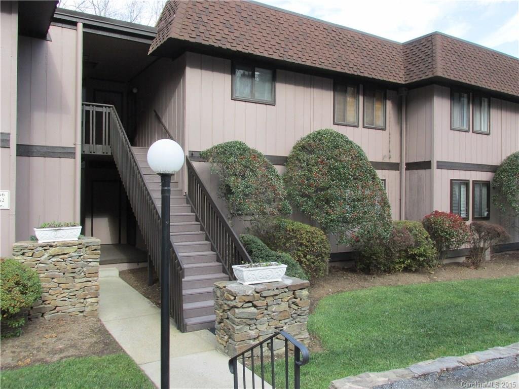 Property image 1 at 33 Lake Drive, Hendersonville, NC 28739