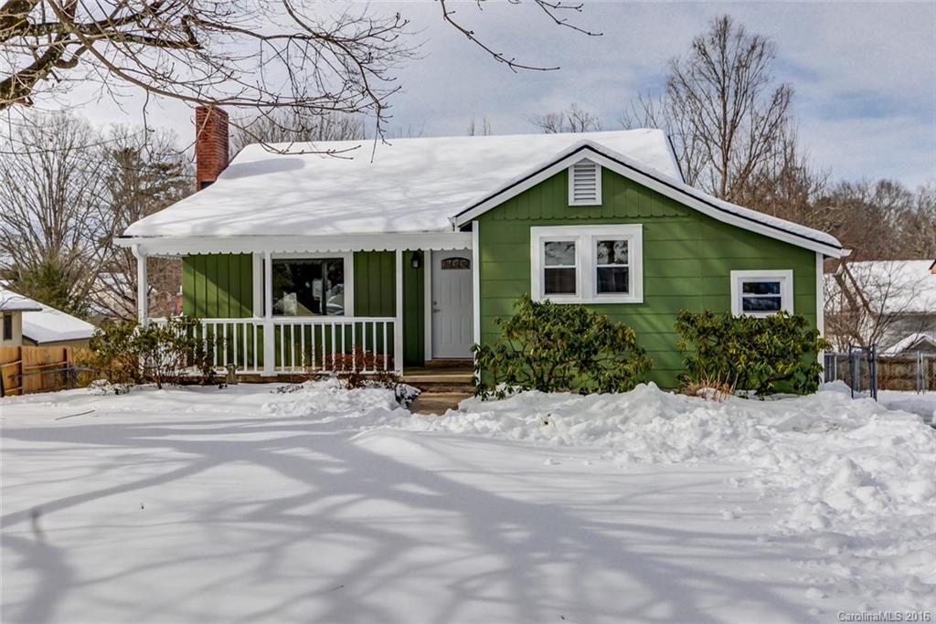 Property image 1 at 6 Fair Oaks Road, Arden, NC 28704