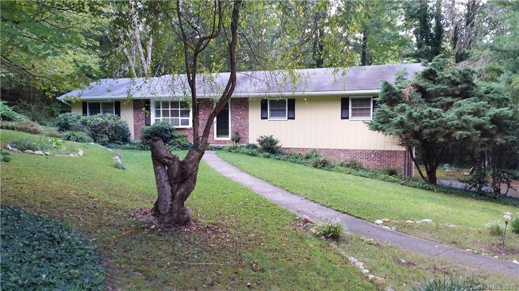 Property image 1 at 45 Crosswick Lane, Hendersonville, NC 28739