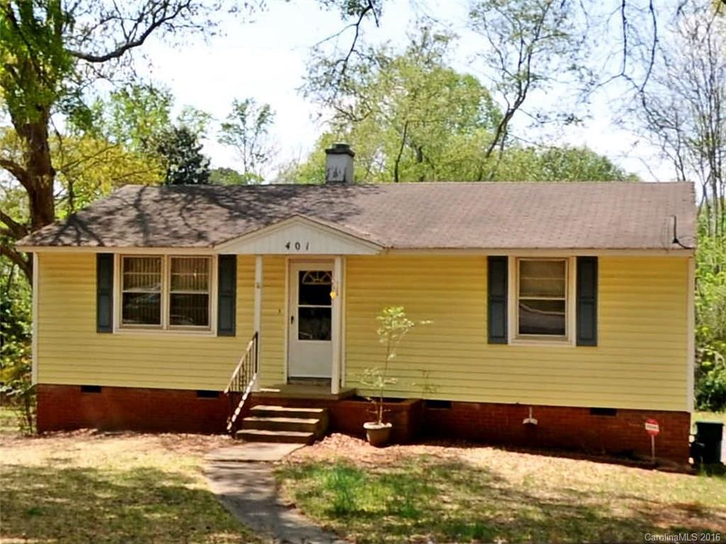 Property image 1 at 401 Wilbrown Circle, Charlotte, NC 28217