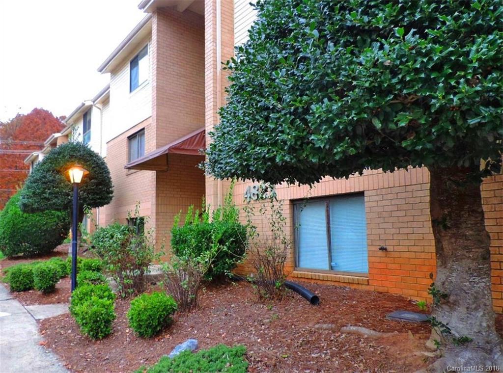 4821 Spring Lake Drive