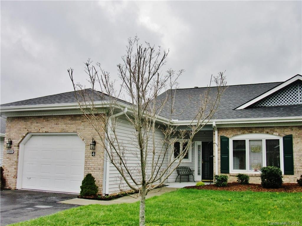 4 Country Meadows Lane