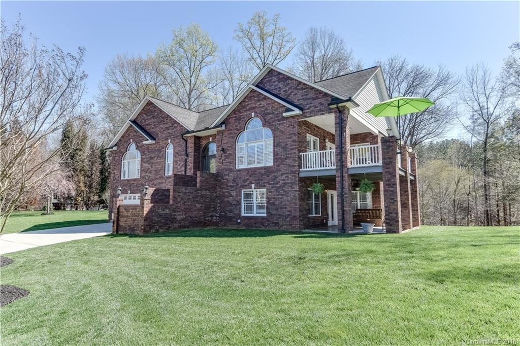 Property image 1 at 221 Grayrock Drive, Statesville, NC 28677