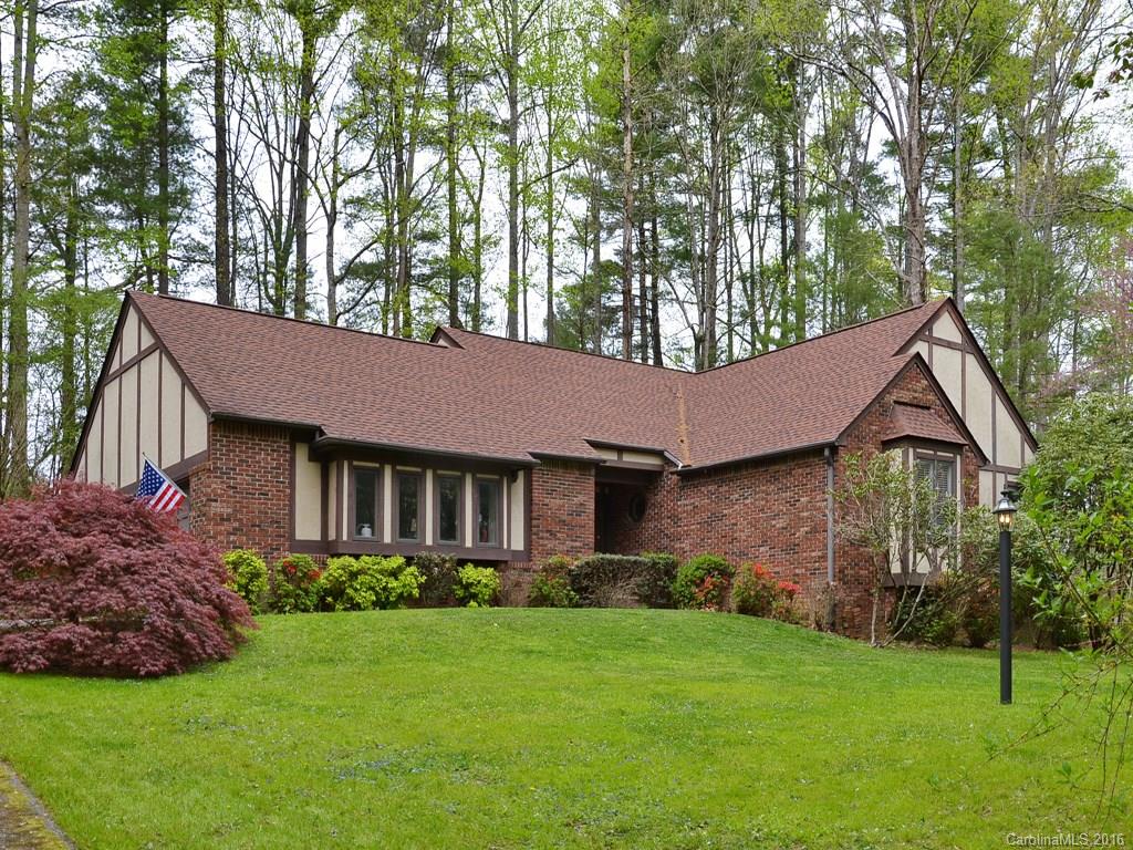 Property image 1 at 314 Winding Way Lane, Hendersonville, NC 28792