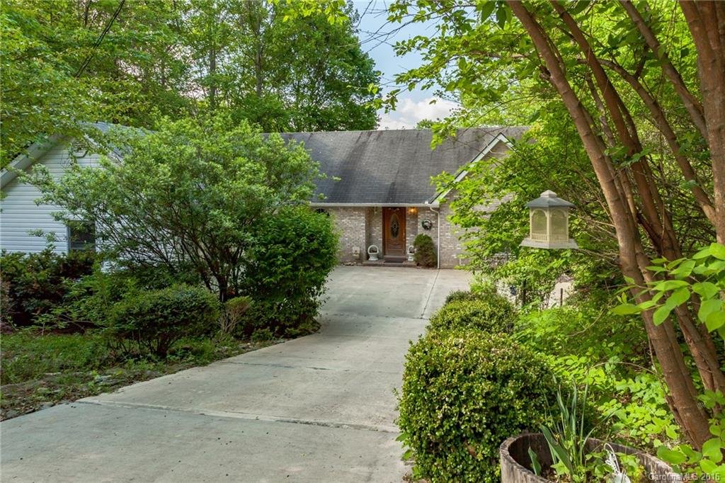 Property image 1 at 115 Little Creek Lane, Maggie Valley, NC 28751