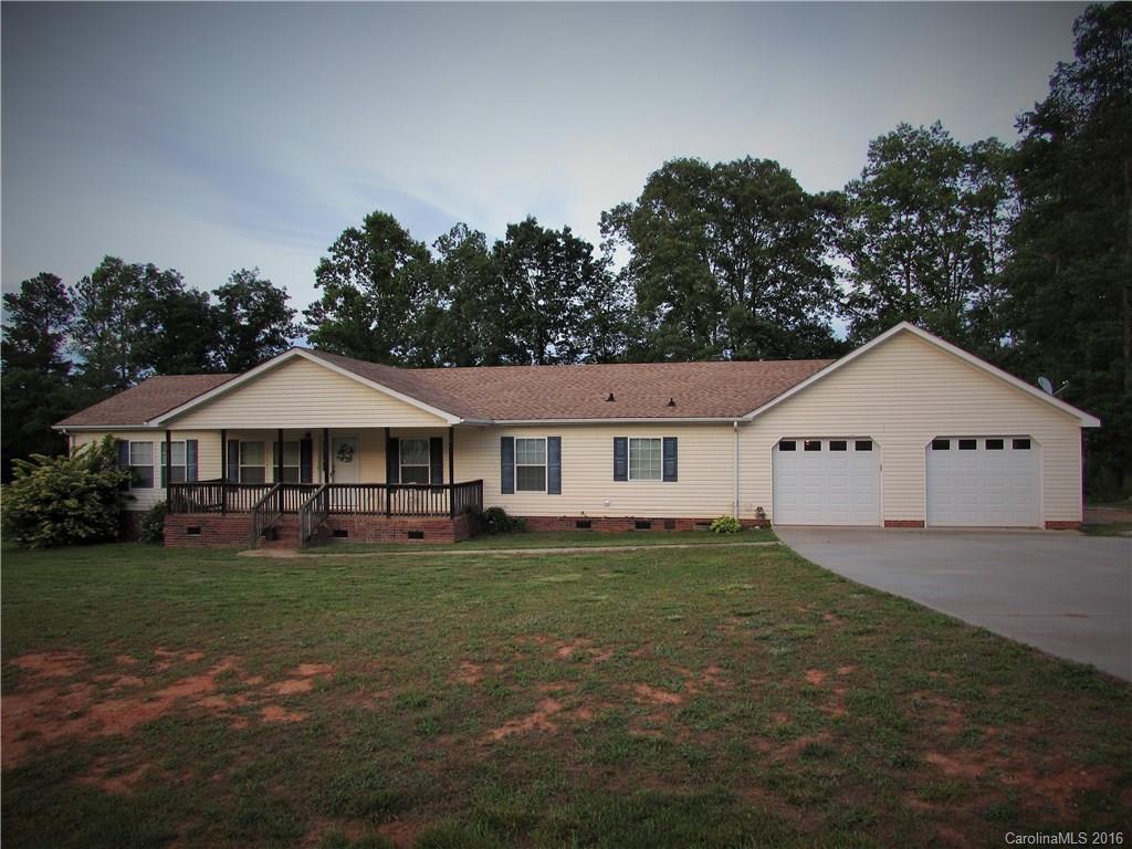 2836 Sweeping Pine Lane