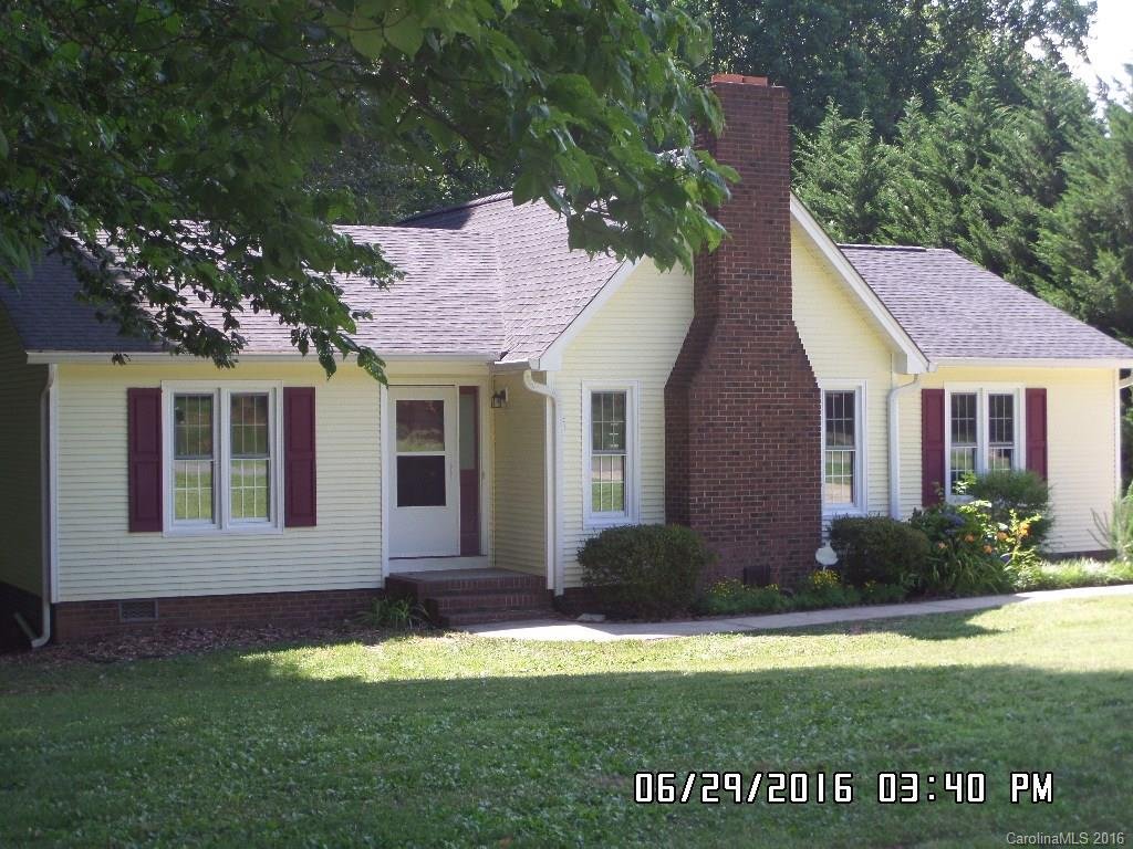 Property image 1 at 2637 Castlewood Drive, Gastonia, NC 28056