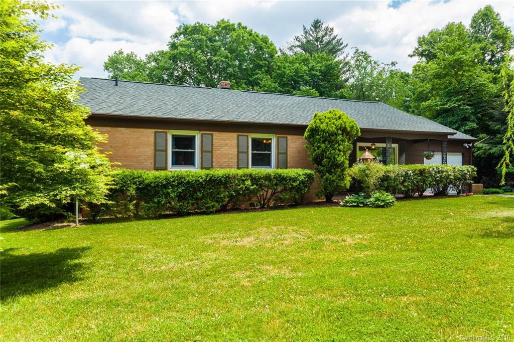 Property image 1 at 422 Comet Drive, Hendersonville, NC 28791