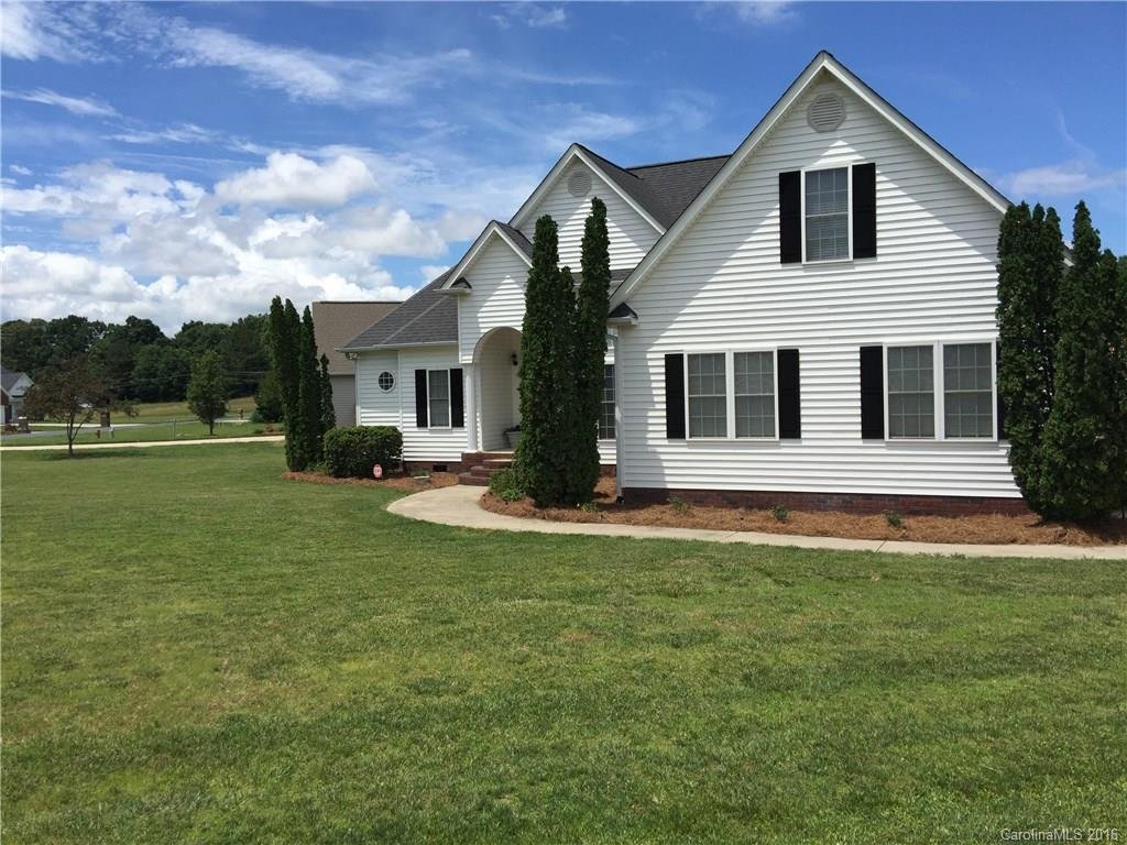 Property image 1 at 214 Birchwood Court, Oakboro, NC 28129