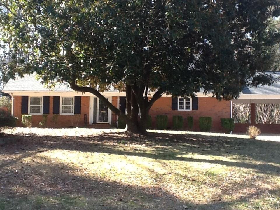 Property image 1 at 1235 Lynbrook Drive, Charlotte, NC 28211