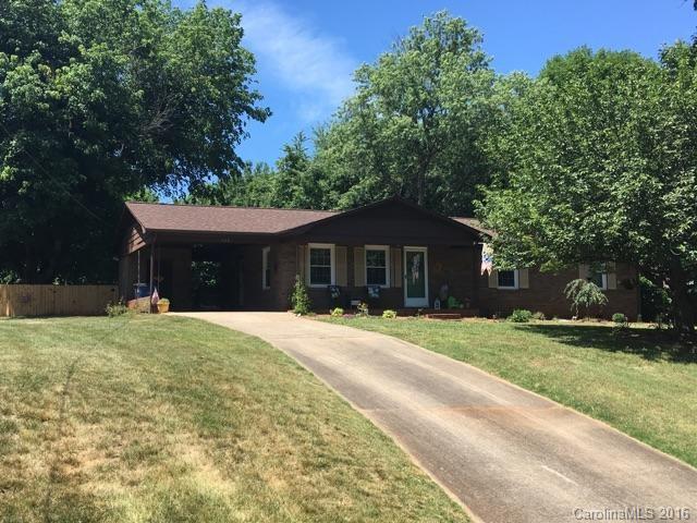 Property image 1 at 1135 Carolina Circle, Statesville, NC 28677