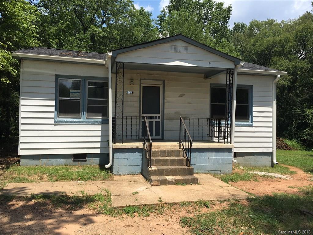 Property image 1 at 2120 B Avenue, Charlotte, NC 28216