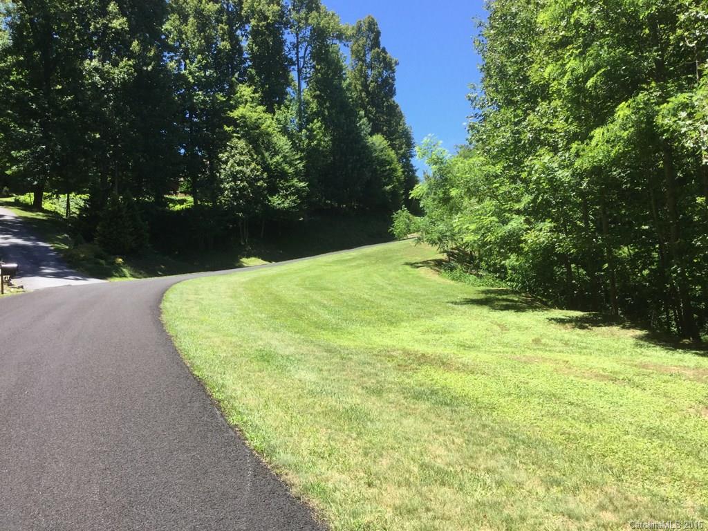 Property image 1 at 324 Solomon Circle, Hendersonville, NC 28739