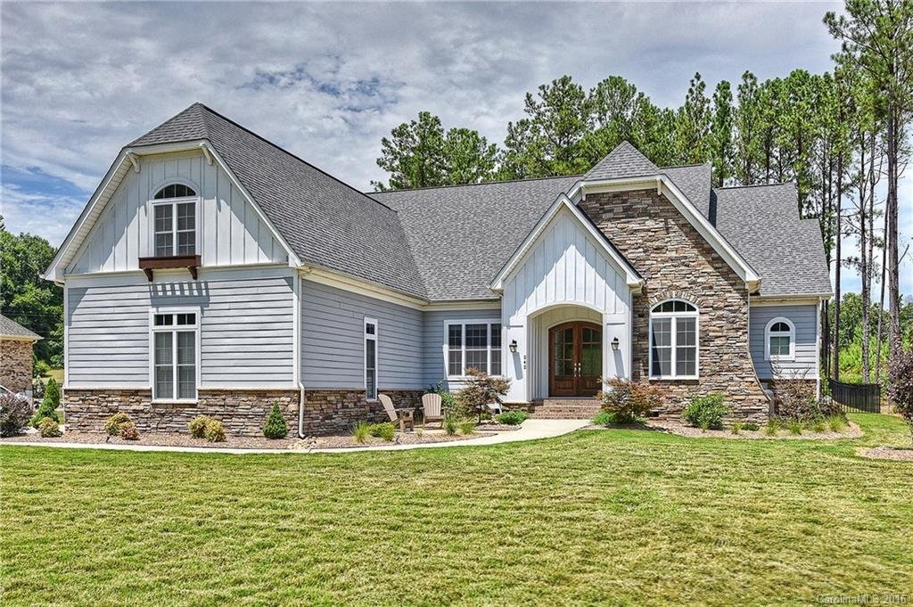 Property image 1 at 242 Washam Road, Mooresville, NC 28117