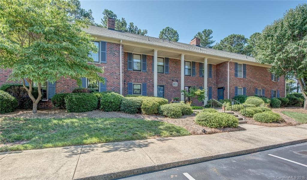Property image 1 at 811 Jamestown Drive, Gastonia, NC 28056