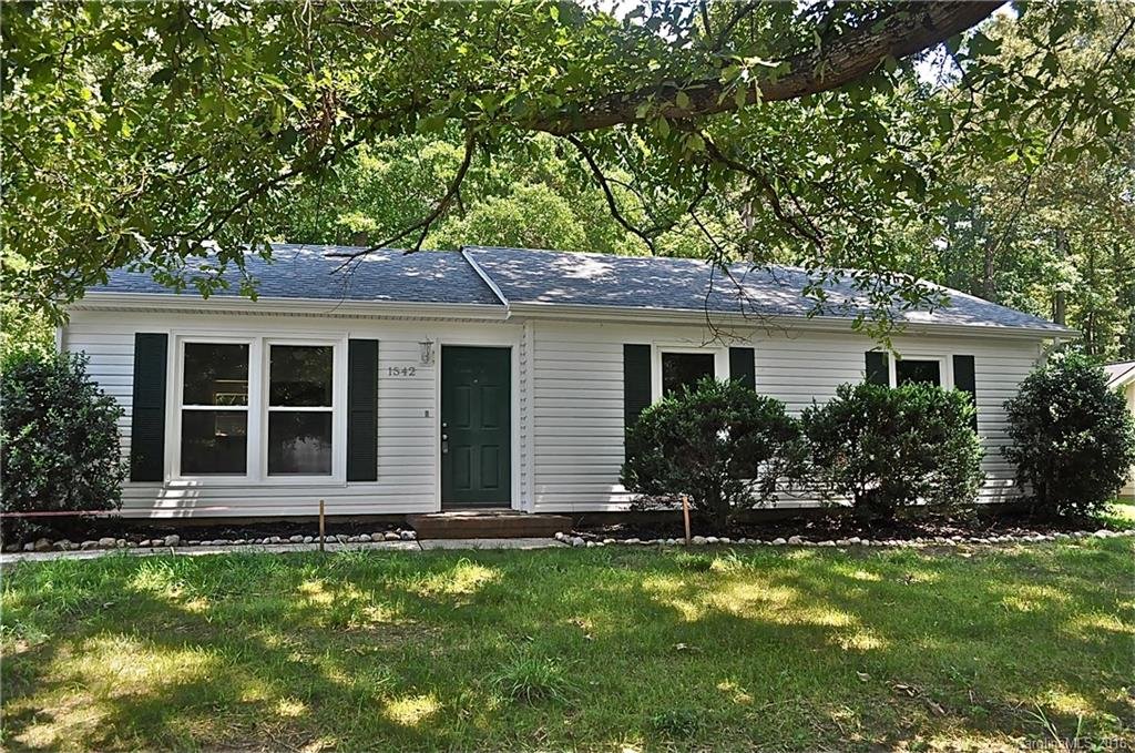 Property image 1 at 1542 Player Court, Gastonia, NC 28054