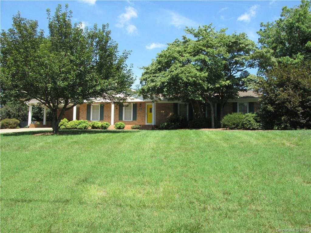 Property image 1 at 1131 Carolina Circle, Statesville, NC 28677