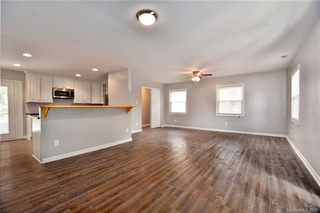 Property image 1 at 1009 Dunleigh Drive, Charlotte, NC 28214