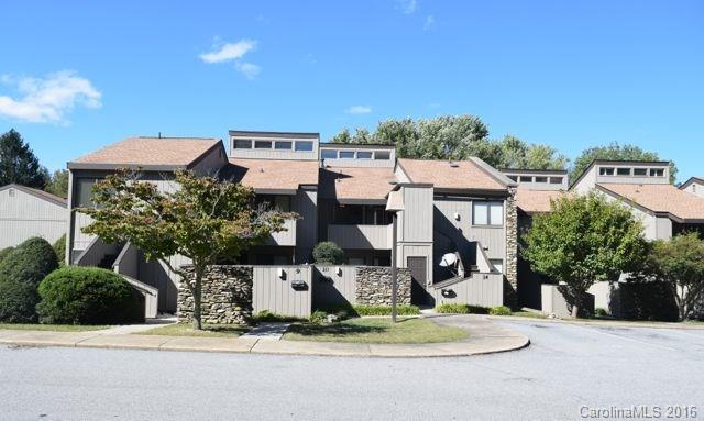 Property image 1 at 10 Lakemoor Lane, Hendersonville, NC 28739