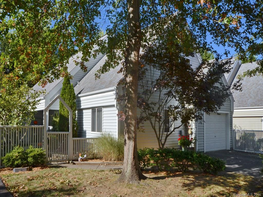 Property image 1 at 6 Stuart Circle, Asheville, NC 28804