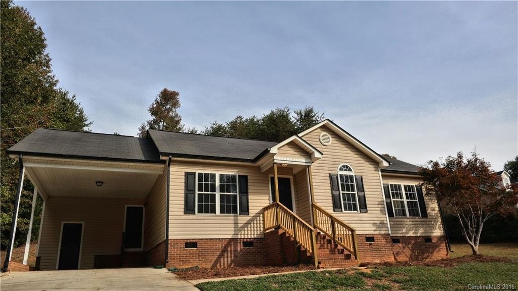 Property image 1 at 705 Cove Road, Gastonia, NC 28052