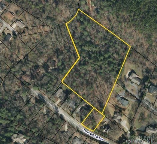 Property image 1 at 1090 14th Avenue Drive, Hickory, NC 28601