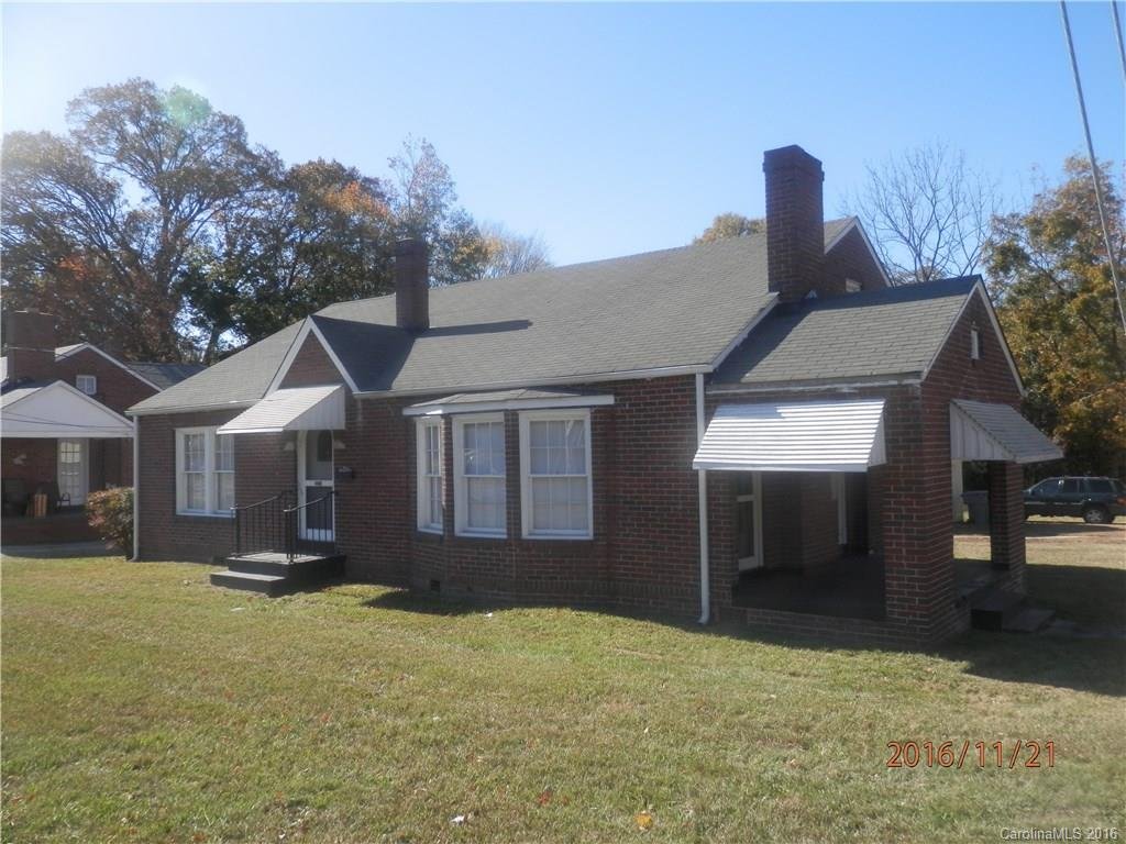 Property image 1 at 555 Sugar Creek Road, Charlotte, NC 28213