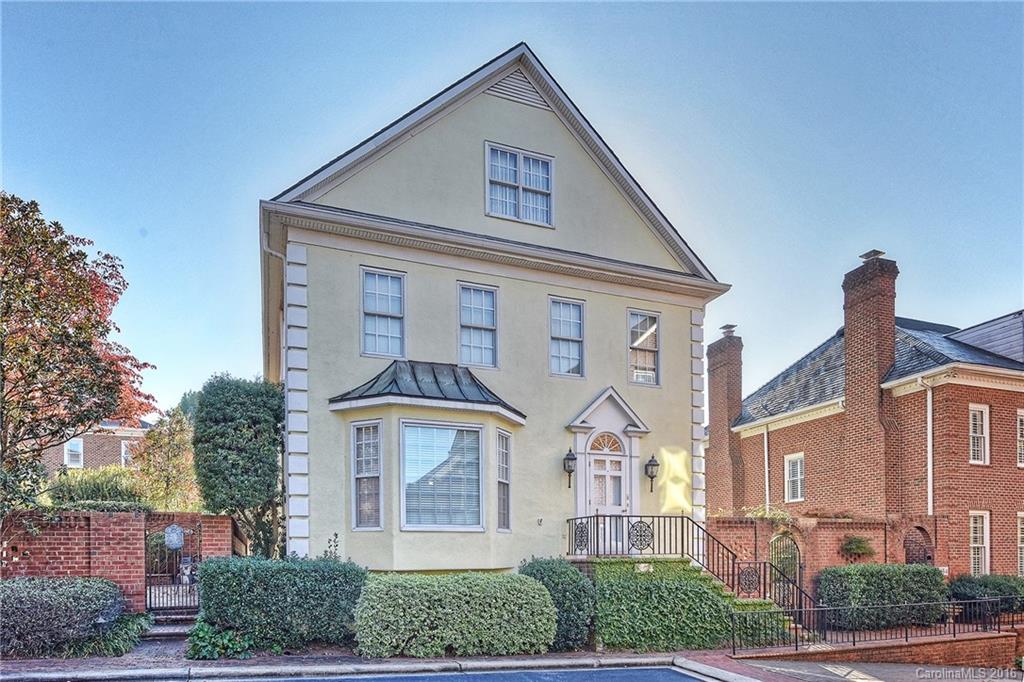 Property image 1 at 1236 Wareham Court, Charlotte, NC 28207