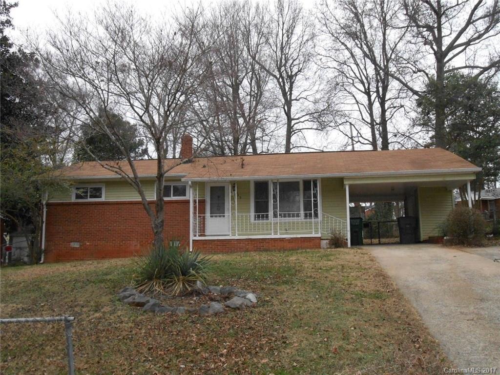 Property image 1 at 827 Wilbrown Circle, Charlotte, NC 28217