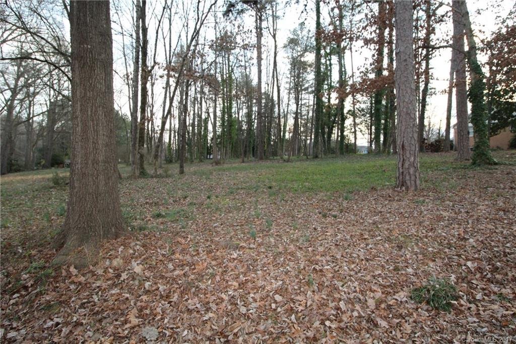 22 Forest Hills Drive