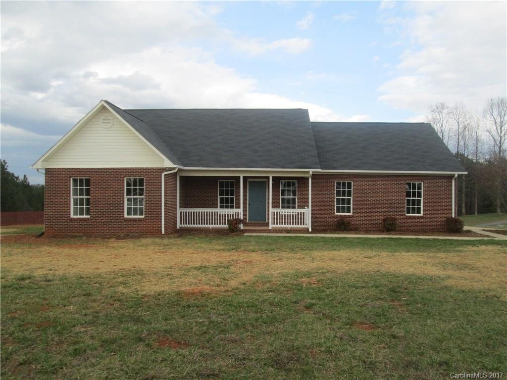 Property image 1 at 1736 Redberry Lane, Conover, NC 28613